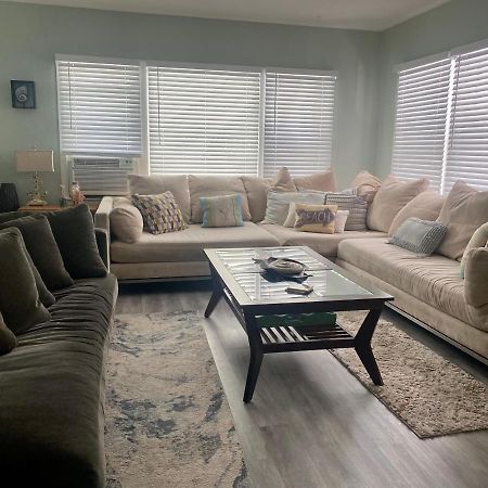 5 Min To Beach Large Living Room Fenced Backyard Bbq Firepit Driveway Boat Parking Lake Worth Beach Ngoại thất bức ảnh